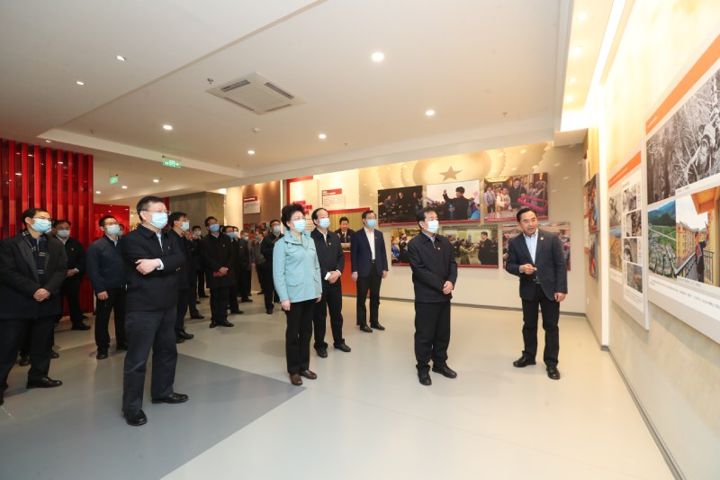 威尼斯欢乐娱人城新人权益民委组织参观